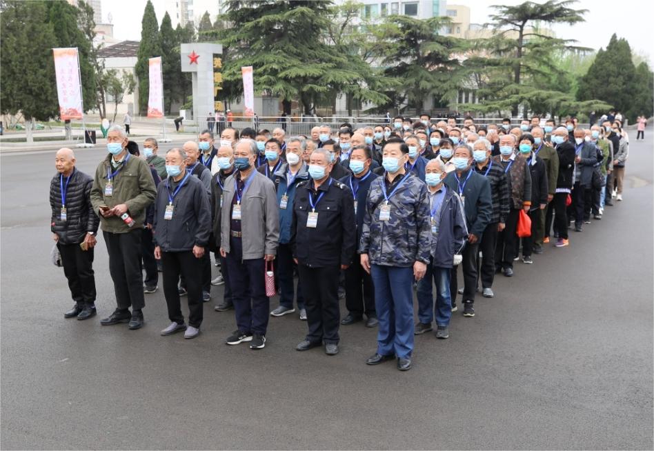 圖1.jpg